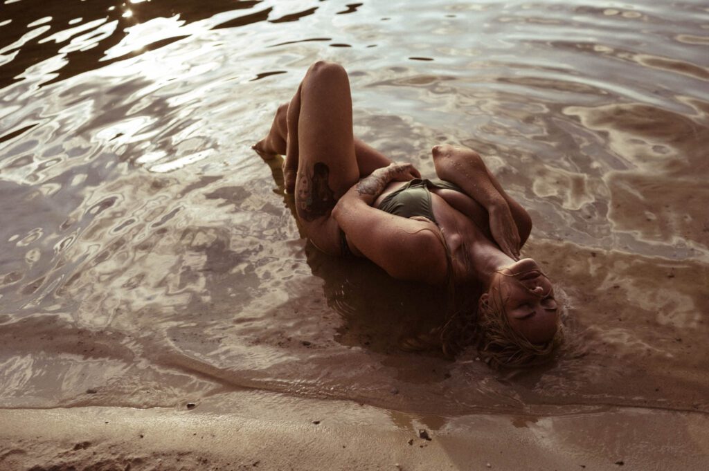 how to pose your first client